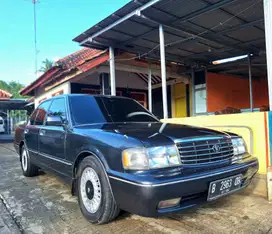 Toyota Crown Royal 1998 Bensin