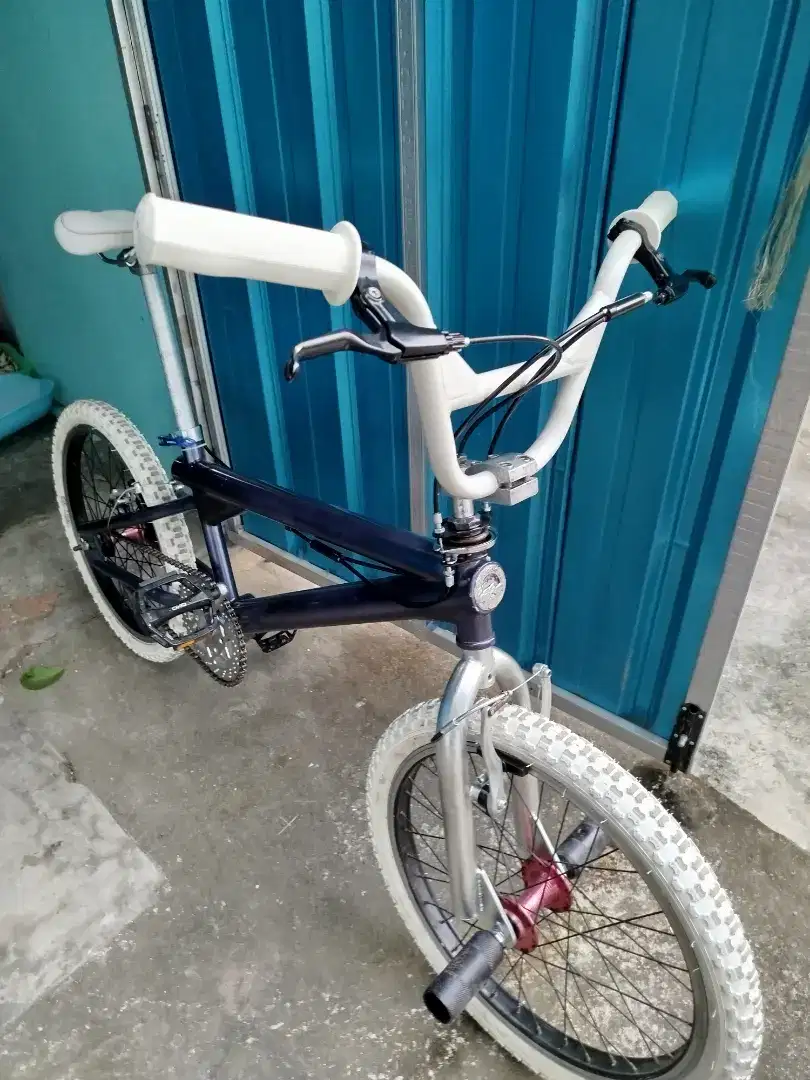 Bmx mongoosee frestyle balap rotor super keren