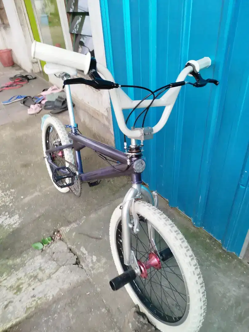 Bmx mongoosee frestyle super keren dan kuat