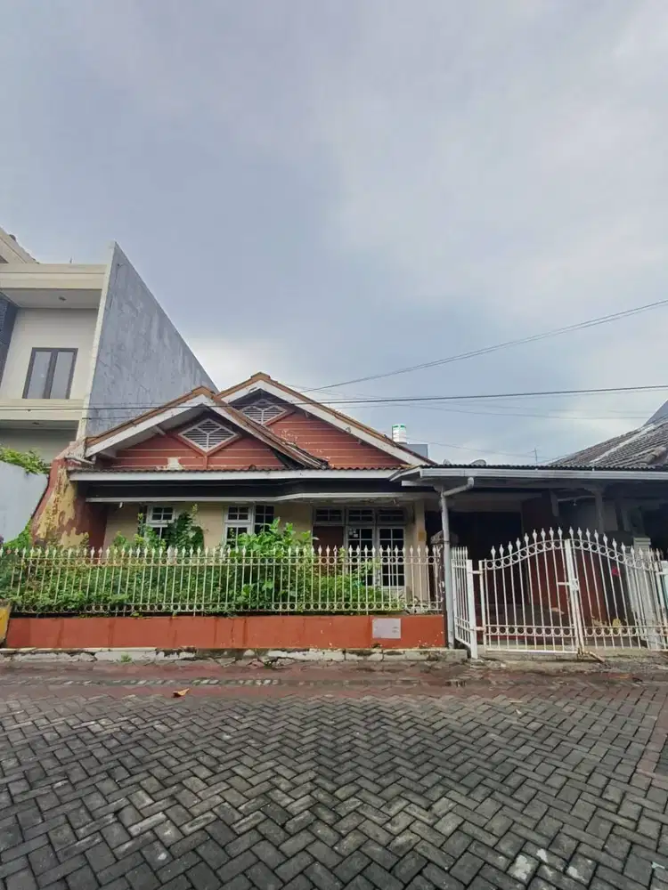 Dijual  Rumah Hitung Tanah Nirwana Exekutif