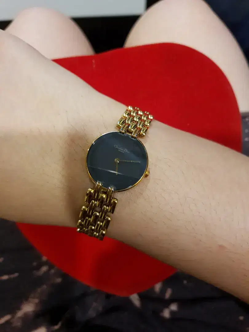 JAM TANGAN cristian Dior