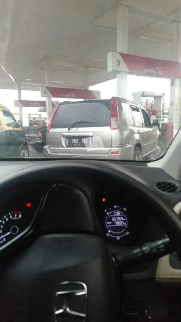 Cari pekerjaan supir pribadi