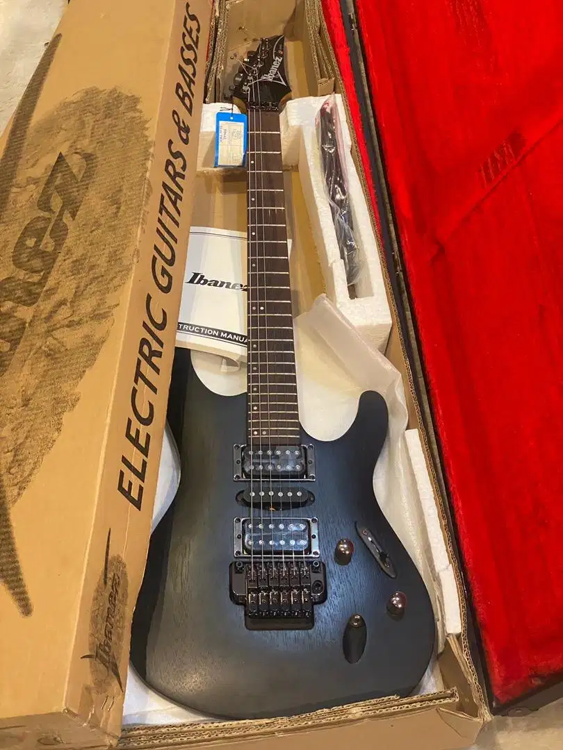 Ibanez S570 WK 1P-02