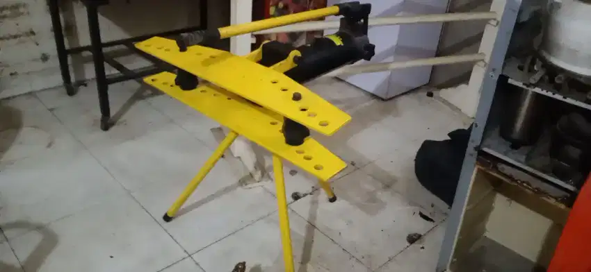 Hydraulic pipe bender/bending pipa.