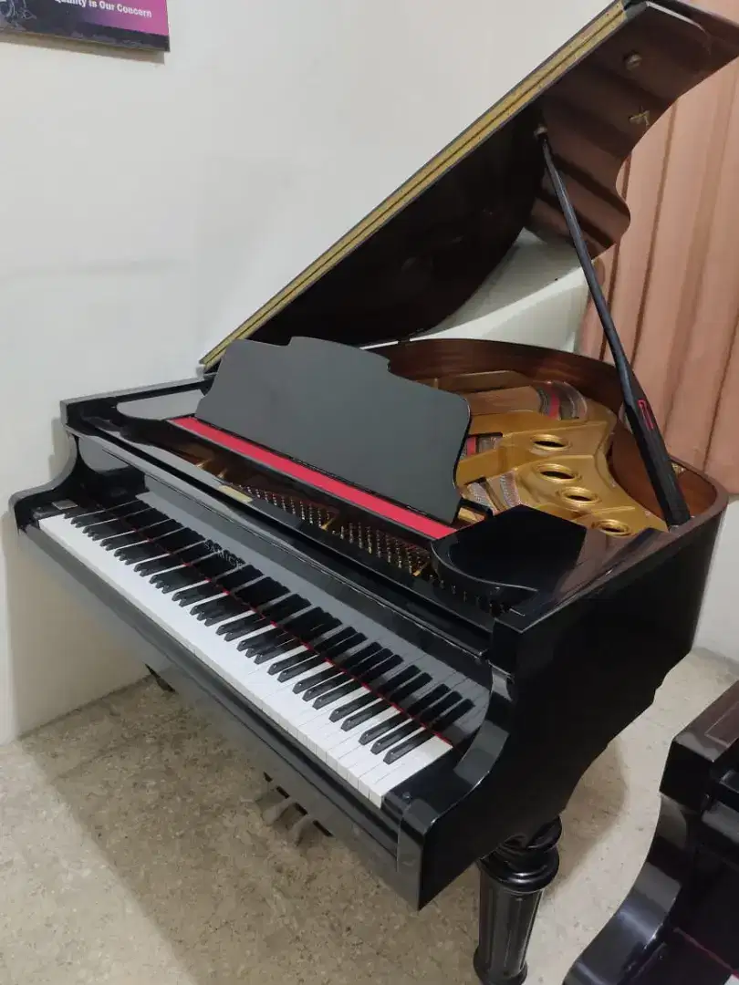 Samick SGL-185 Grand Piano