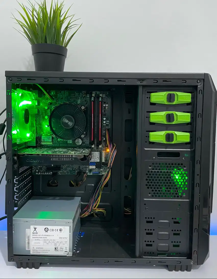 CPU Komputer Gaming Editing i7 4790 RAM 16GB VGA GTX 1050Ti 4GB