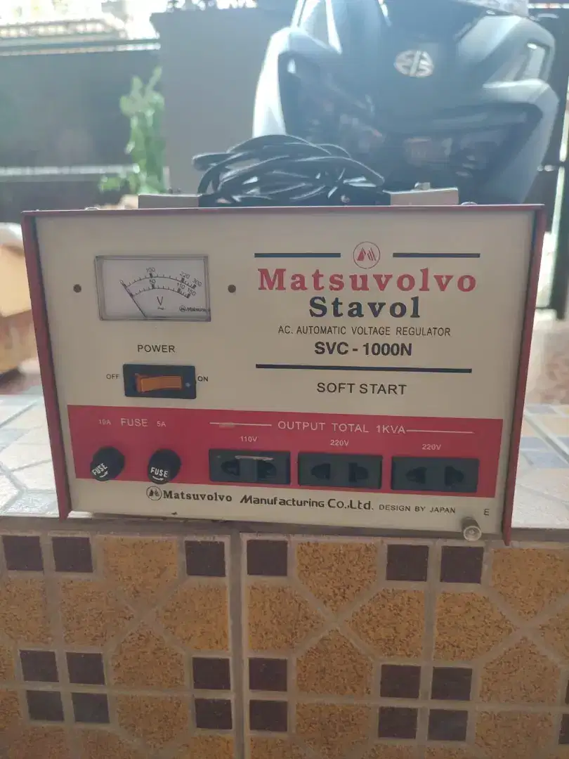 Charger Accu Matsuvolvo (Cas Aki u/mobil ) / SVC-1000N