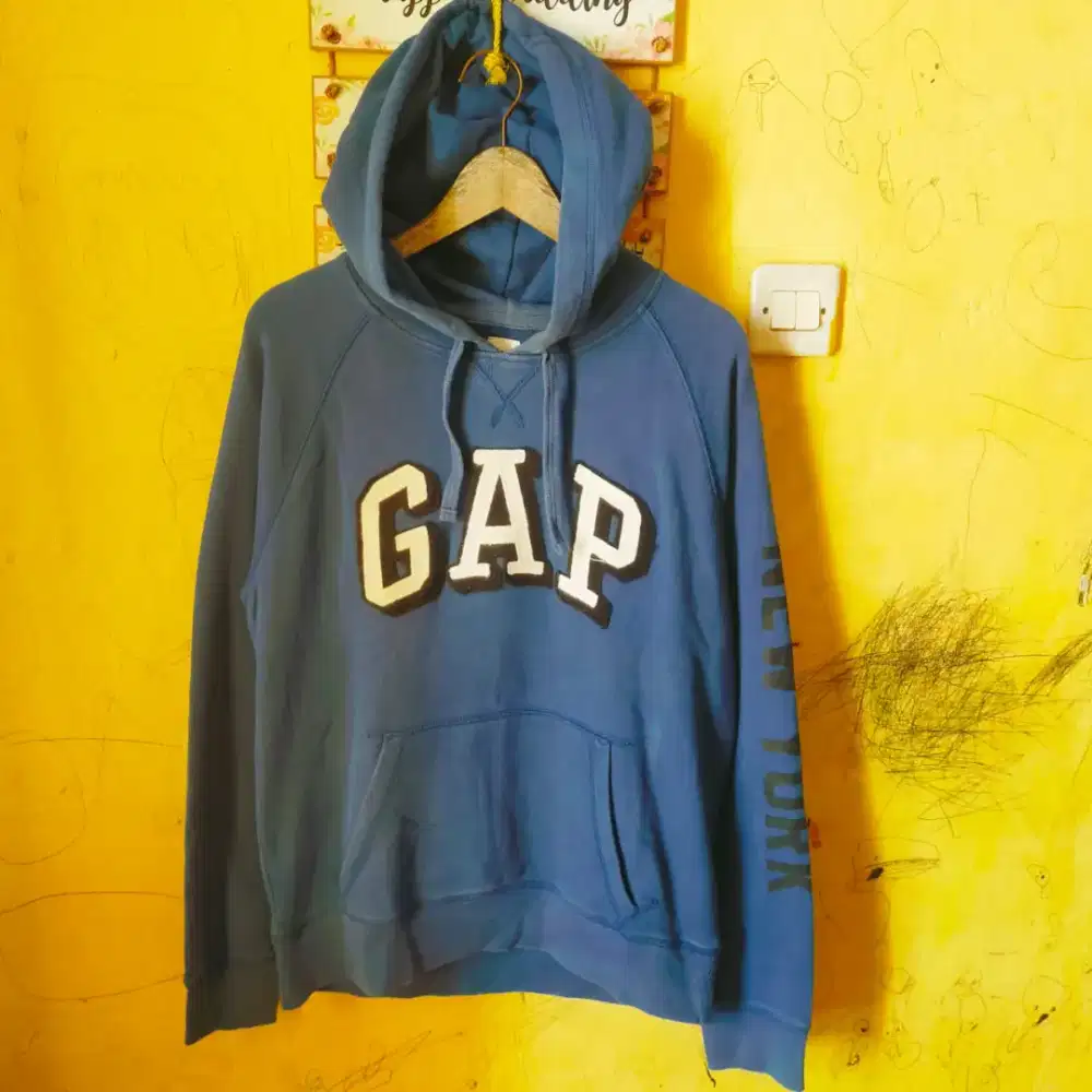 Hoodie Gap Second