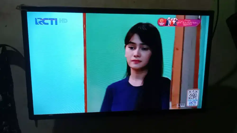 TV LED Polytron 32 Inch Nominus Bonus Donggle