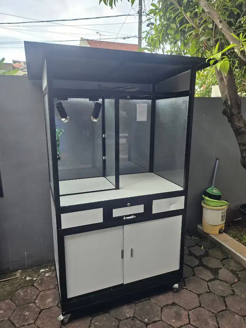 Dijual gerobak aluminium + terpal dan peralatan dagang