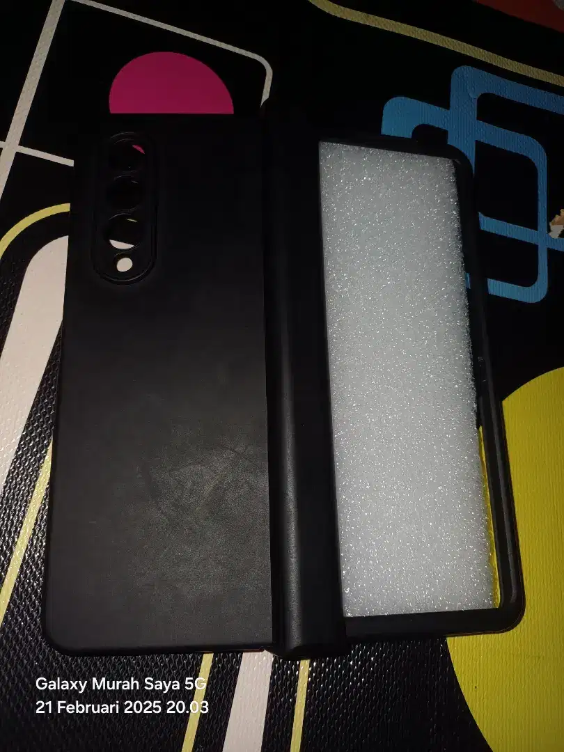 Case samsung z fold 3..ga jadi di pakai..krna hpnya di jual