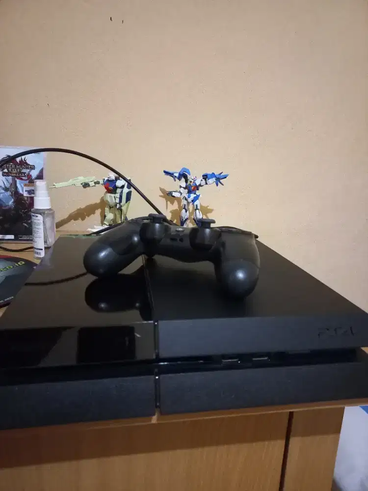 Ps4 Fat 500gb + stick + game