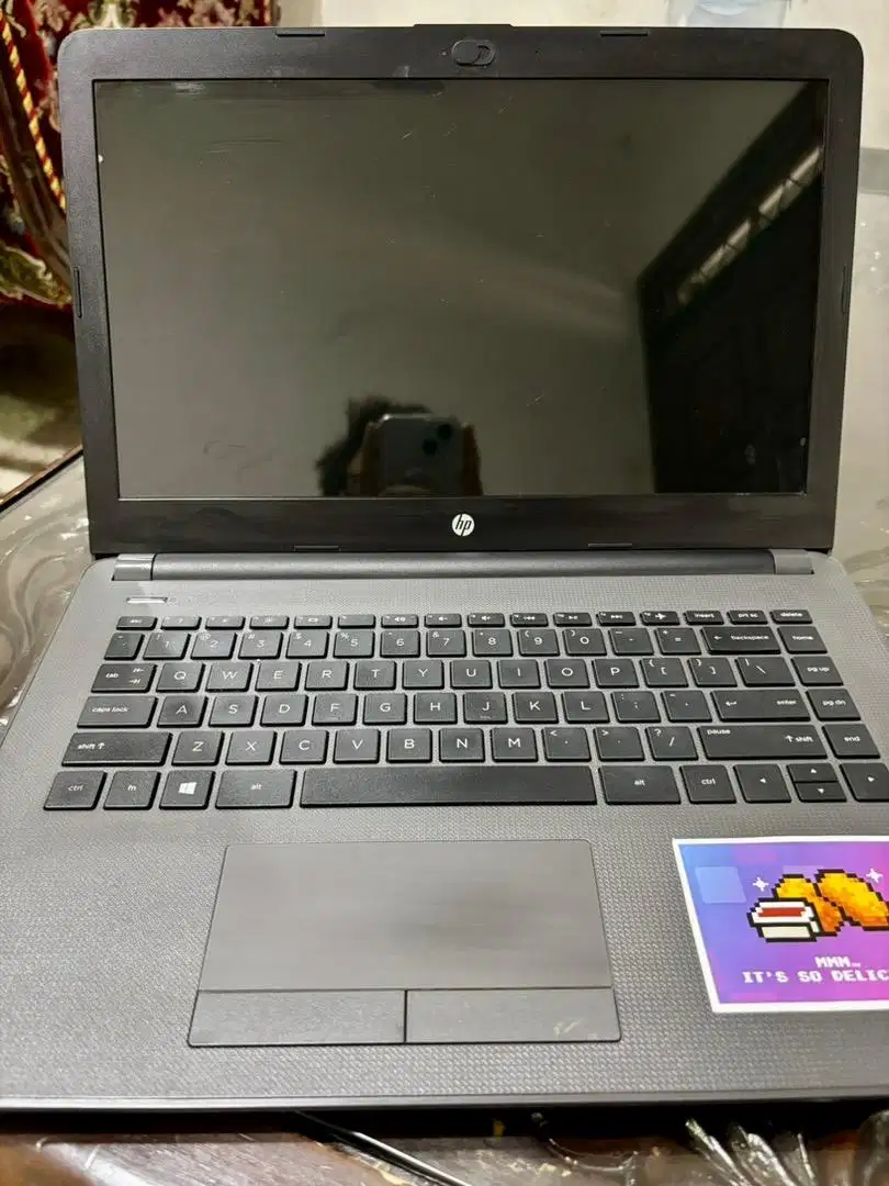 Laptop HP 245 G6 AMD second bekas mulus