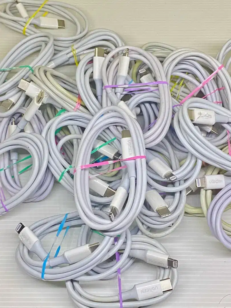 Kabel Data UGREEN 20wat C to Lightning FastCharging