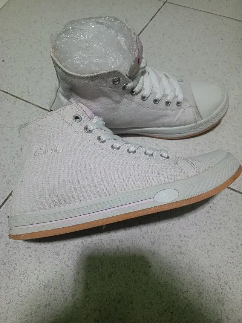 Sepatu Carvil original Size 40