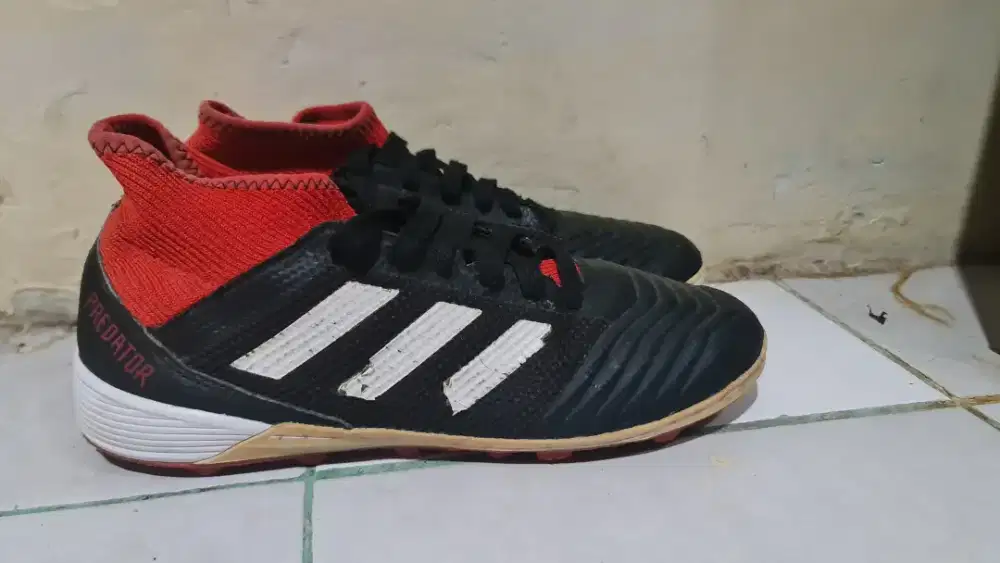 Sepatu futsal Adidas Predator Tango 18.3 IN Original