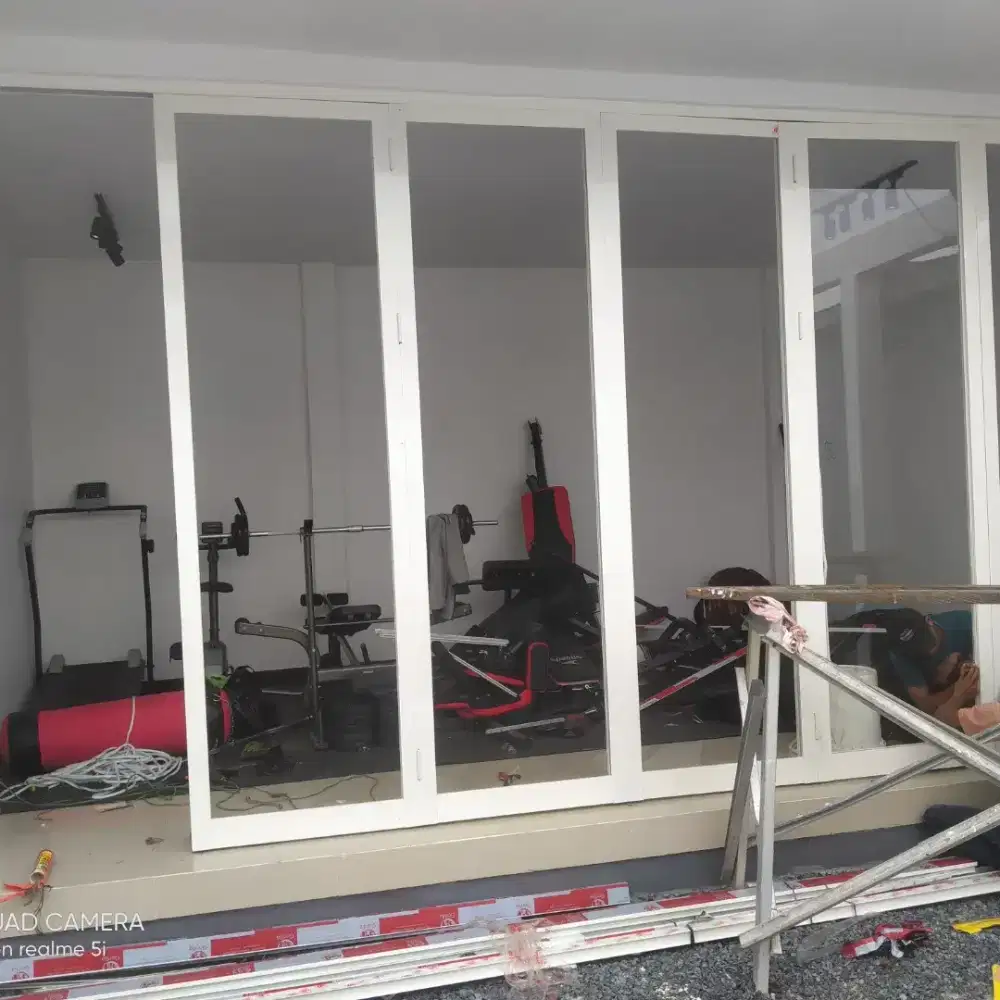 Pintu lipat aluminium