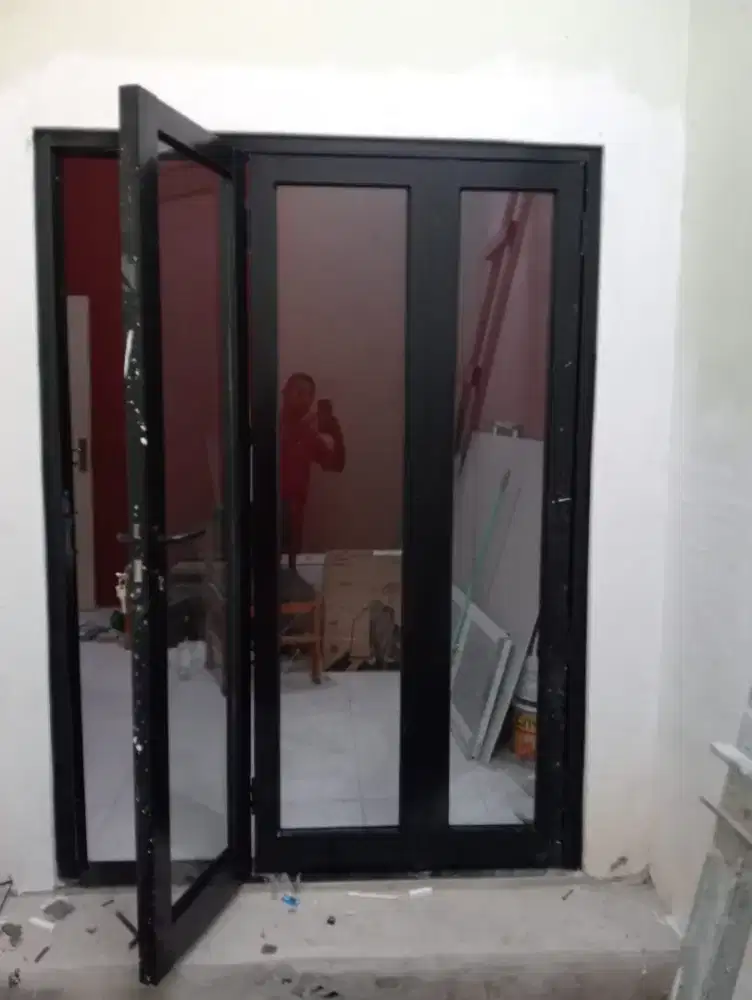 Pintu lipat aluminium