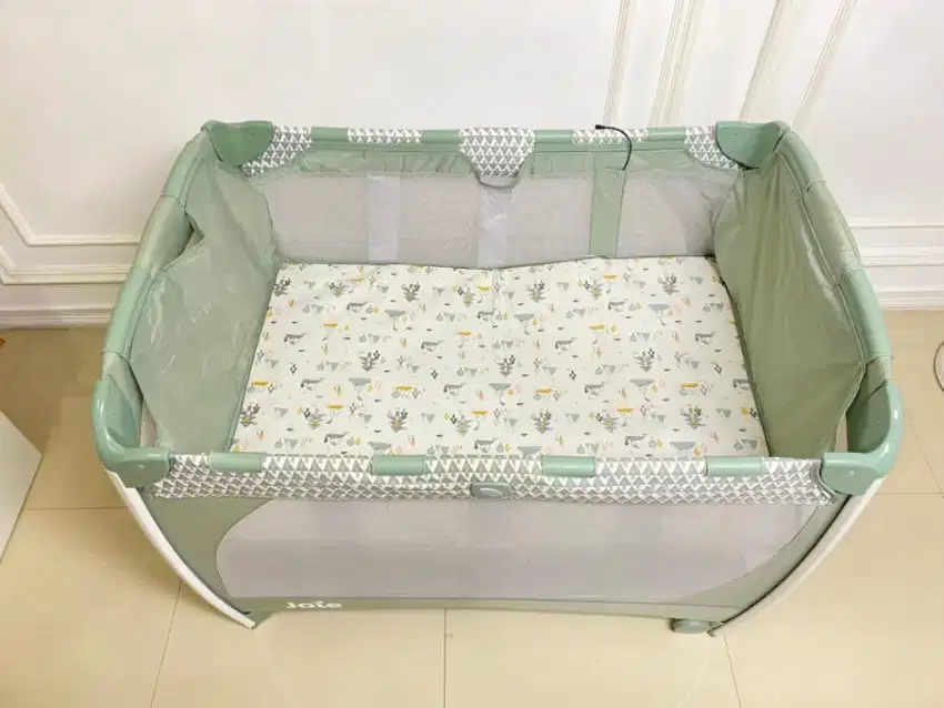 BOX BAYI JOIE EXCURSION CHANGE AND BOUNCE
