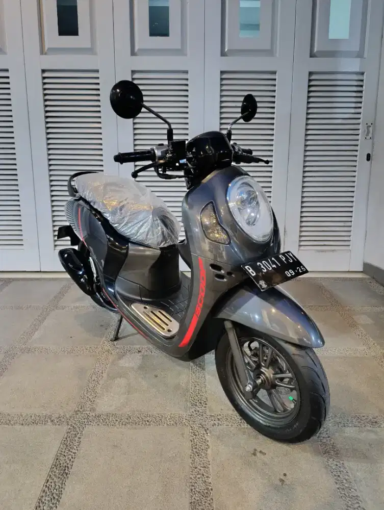 Bissmillah dijual motor Honda Scoopy SE 2021 istimewa
