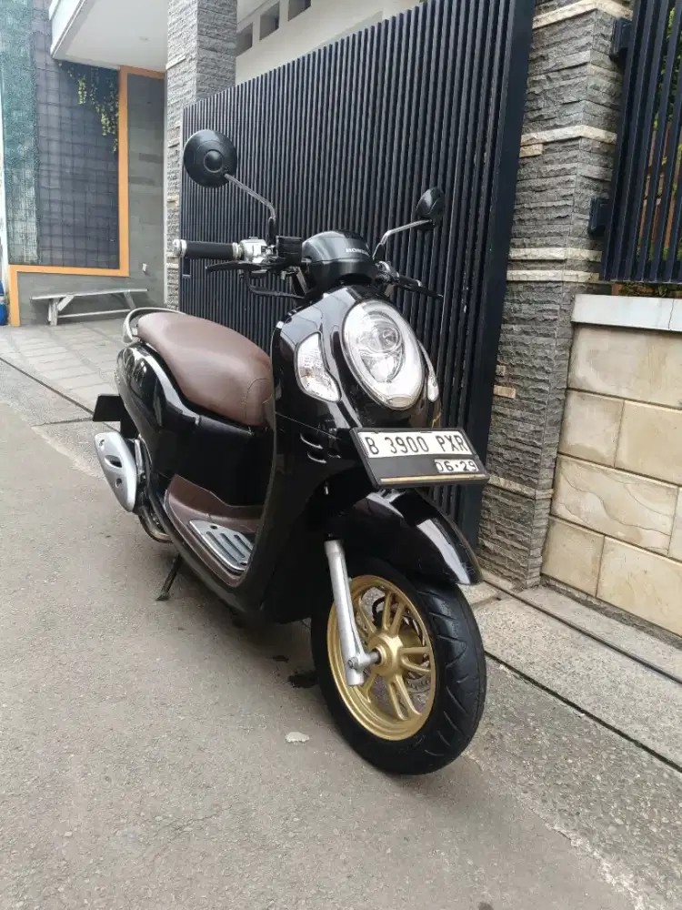 Bissmillah dijual motor Honda Scoopy prestige 2021