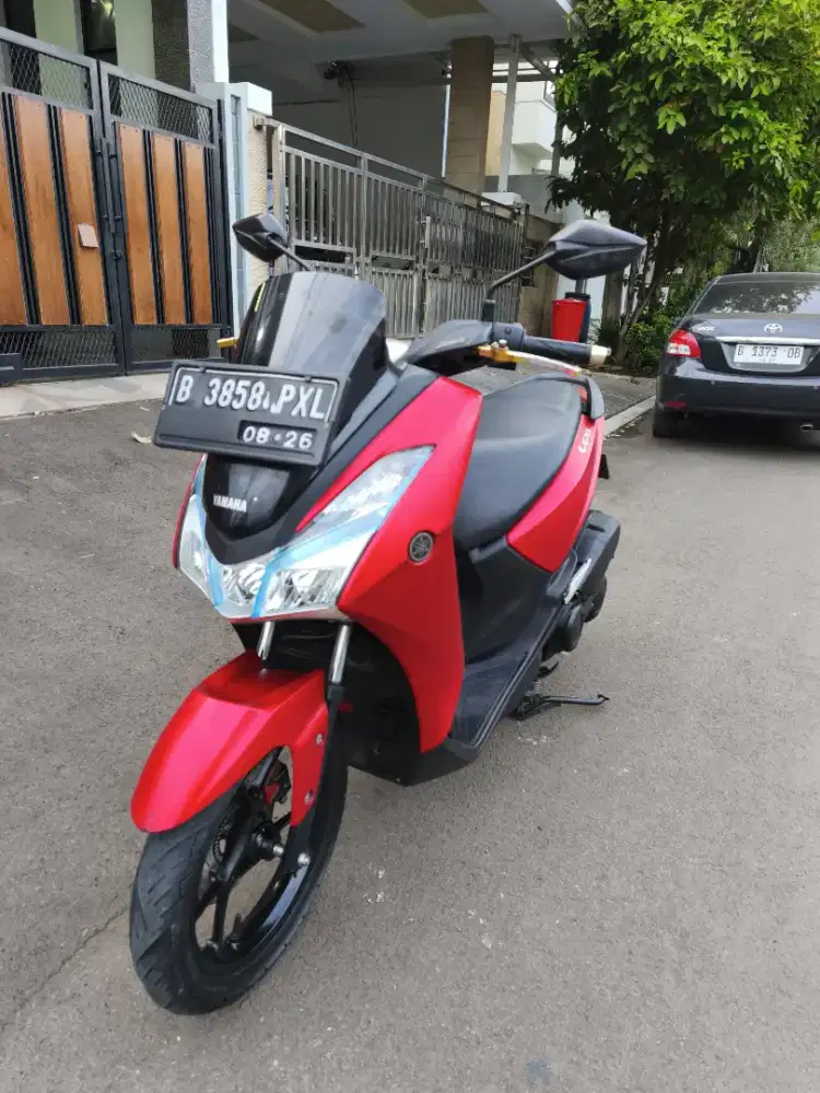Bissmillah dijual motor Yamaha Lexi 2019 istimewa e