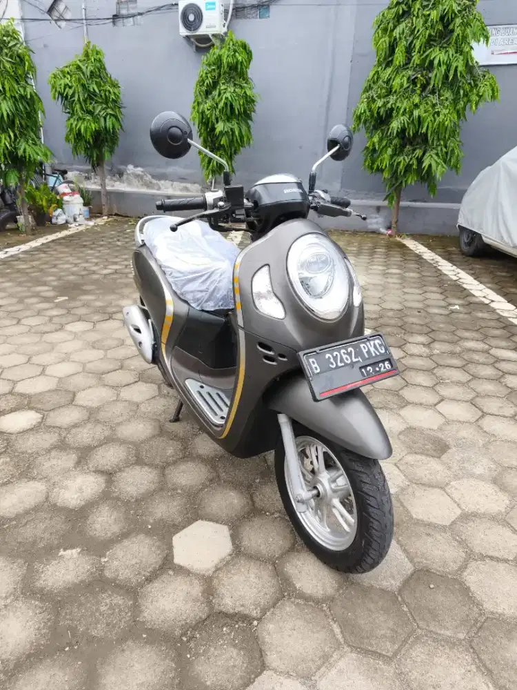 Bissmillah dijual motor Honda Scoopy 2021