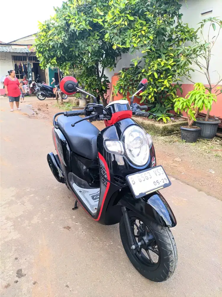 Bissmillah dijual motor Honda Scoopy 2019