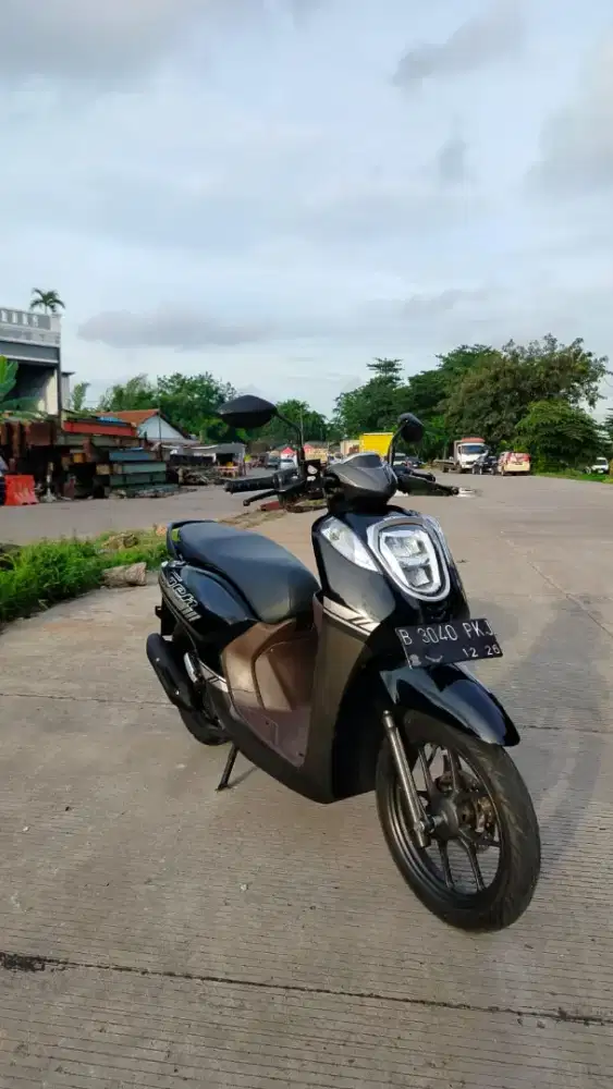 Bissmillah dijual motor Honda Genio SE 2021