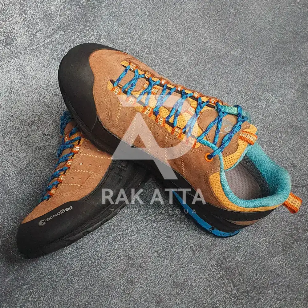 Sepatu outdoor hiking echoroba