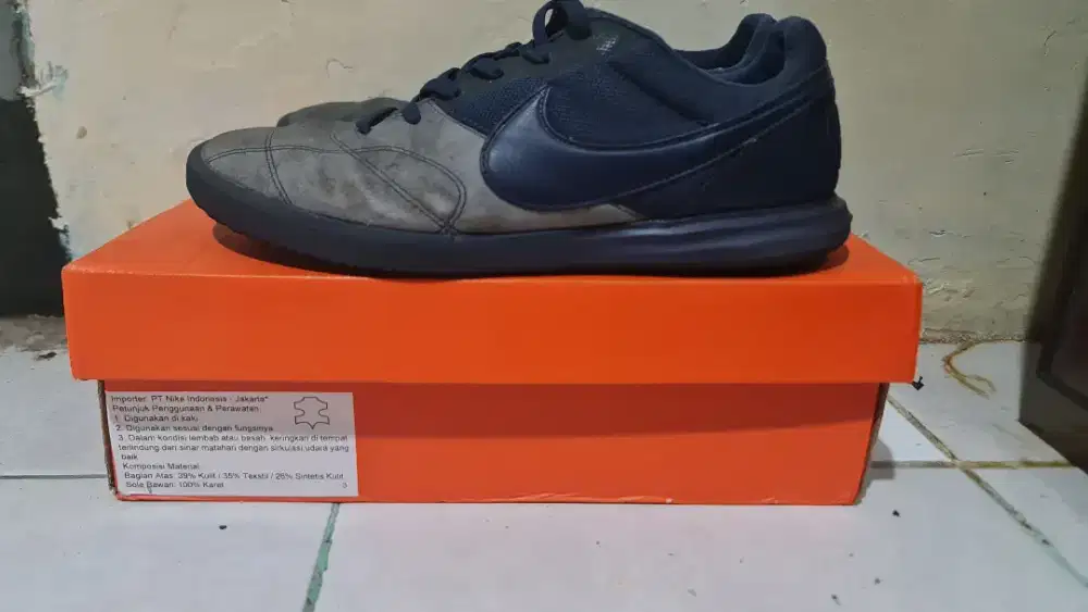 Sepatu futsal Nike Premier II Sala Original