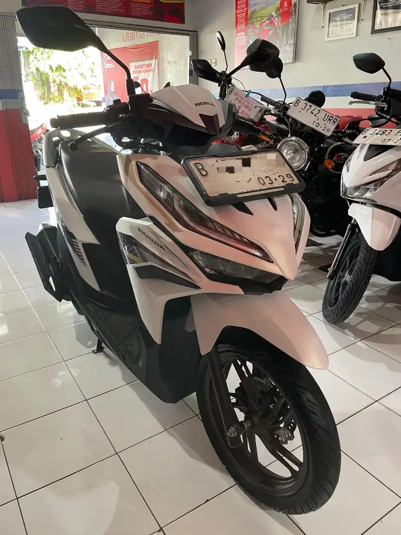 VARIO 125 2024 SMARTKEY CASH ATAU KREDIT DP PROMO HANYA 1 JUTA PLATDKI