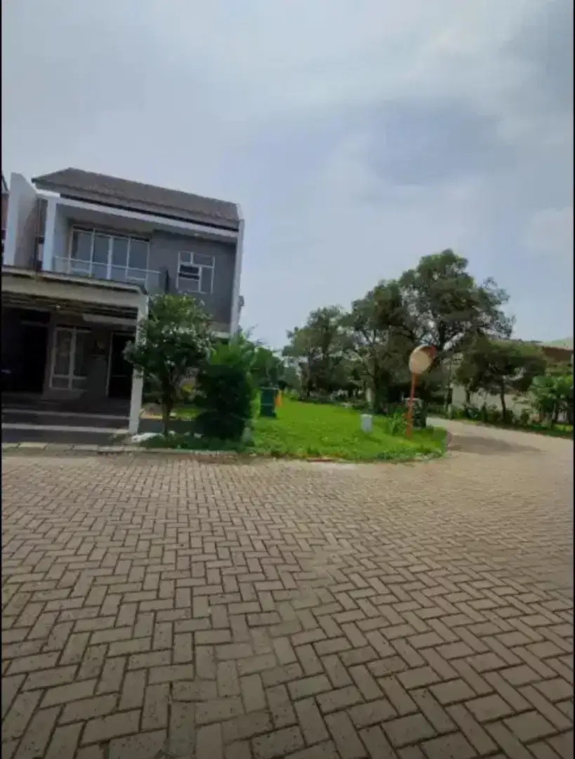 DISEWAKAN RUMAH HOOK DI METLAND TRANSYOGI