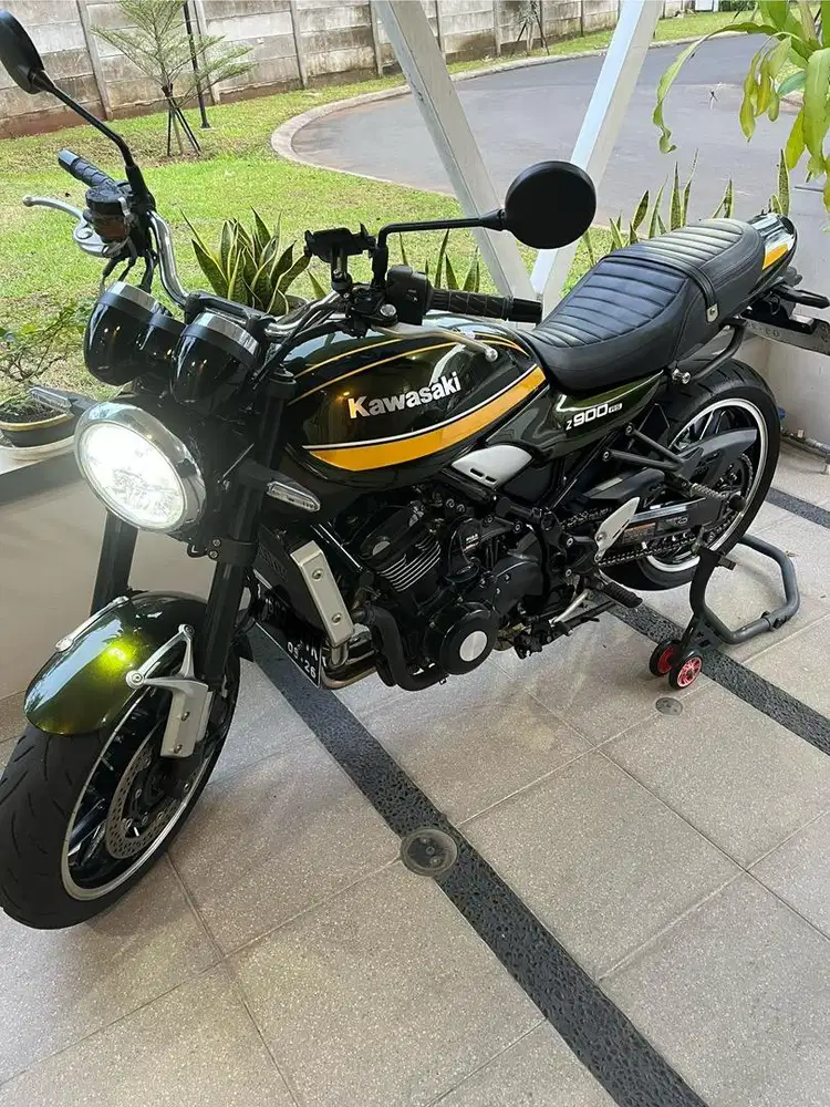 Kawasaki Z900RS