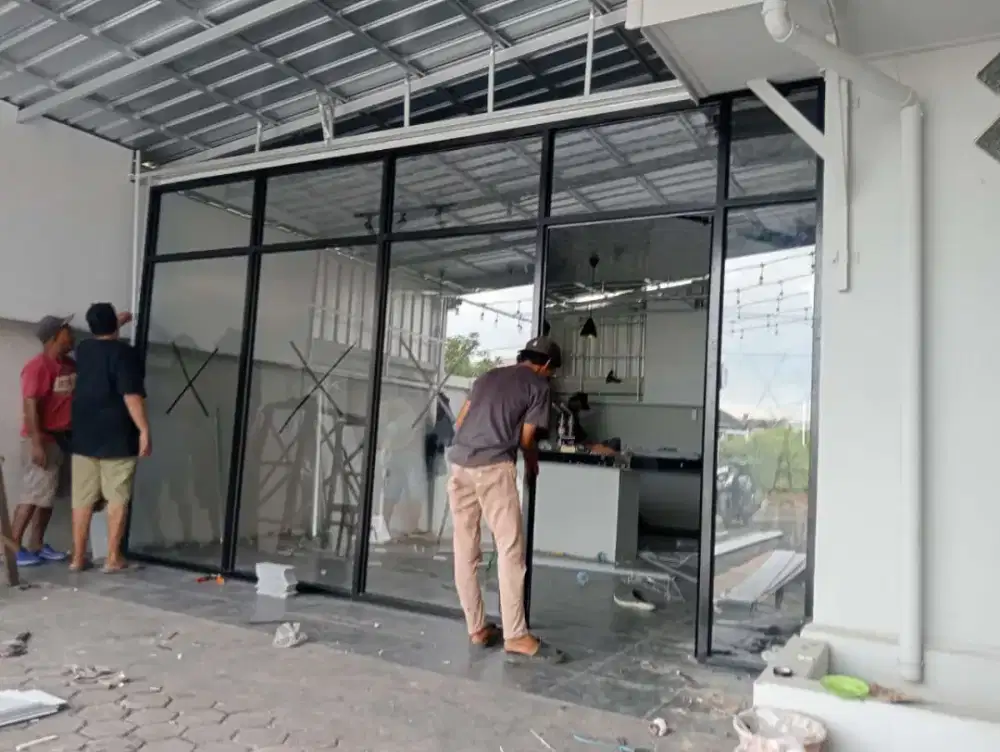 Kusen aluminium kaca