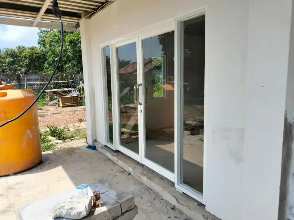 Kusen aluminium kaca