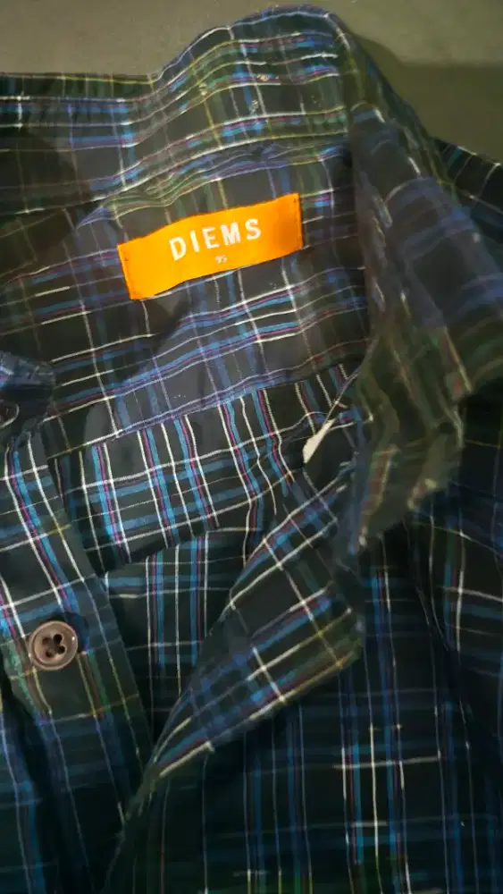 Kemeja keren ukuran m