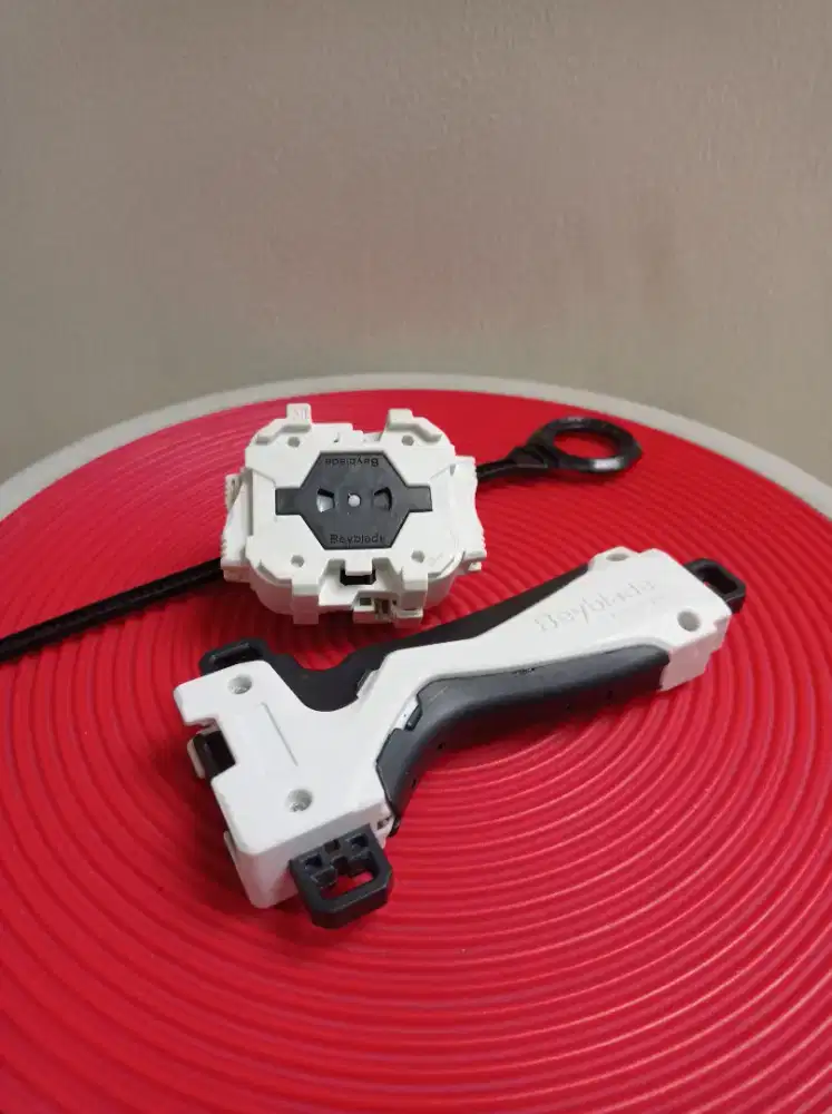 Beyblade launcher burst takara tommy B-127 like new