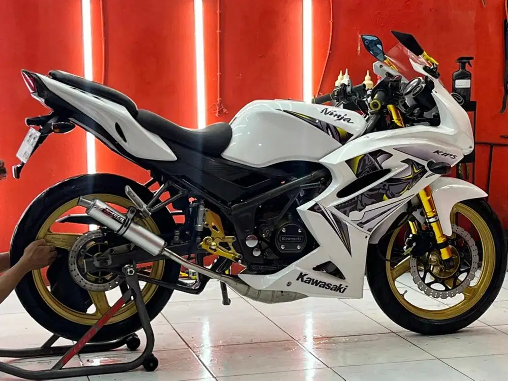 Ninja RR 2012 white full restorasi