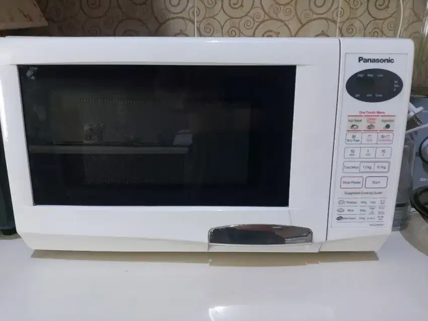 Microwave Panasonic bekas