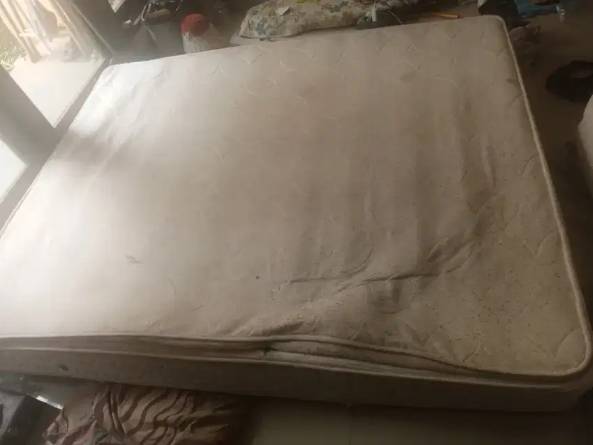 Spring bed Kasur ukuran 10×160×200 Merk Comfiland