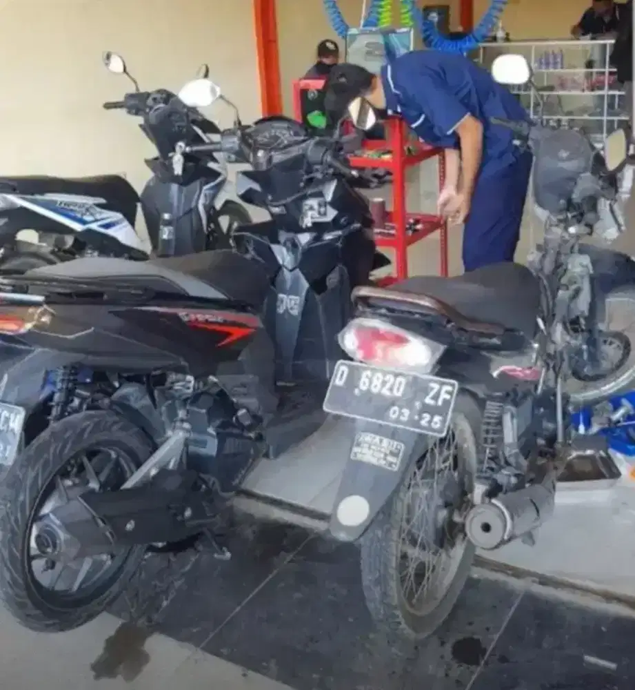 Dicari mekanik bengkel motor berpengalaman