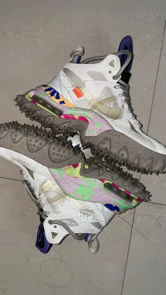 Nike off white limited editios