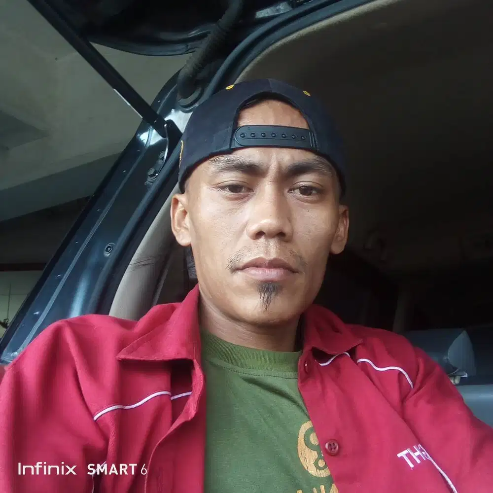 Cari kerja DRIVER panggilan juga ok pengalaman 5 THN luar dan dalam ko