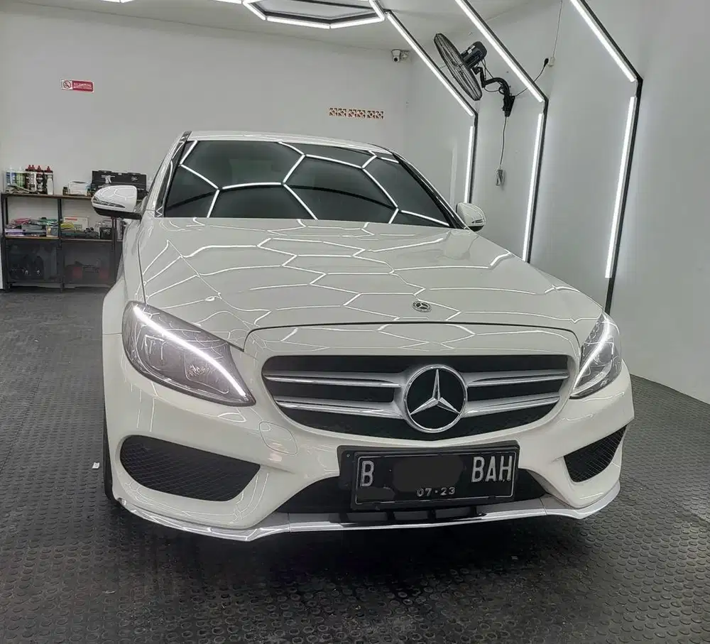 Mercedes benz C200 AMG Line 2018 (W205)
