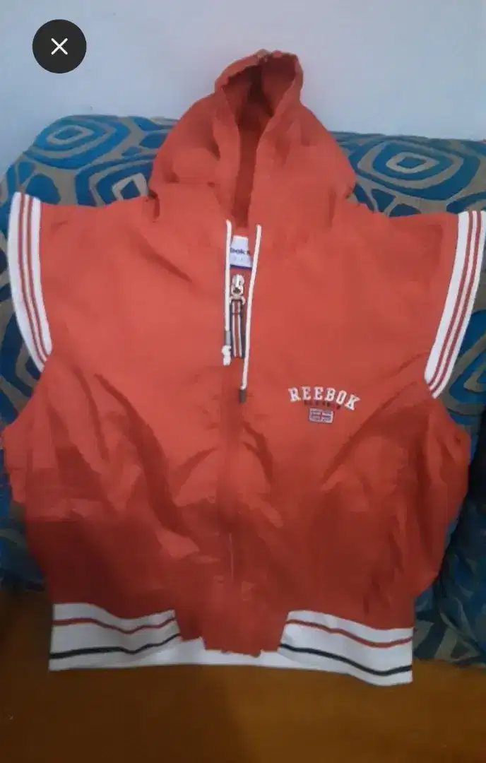 Sweater anak merah