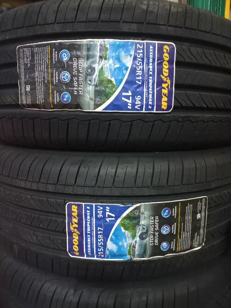 Ban Googyear 215 /55 R17 for Vellfaer camry HRV CRV inova
