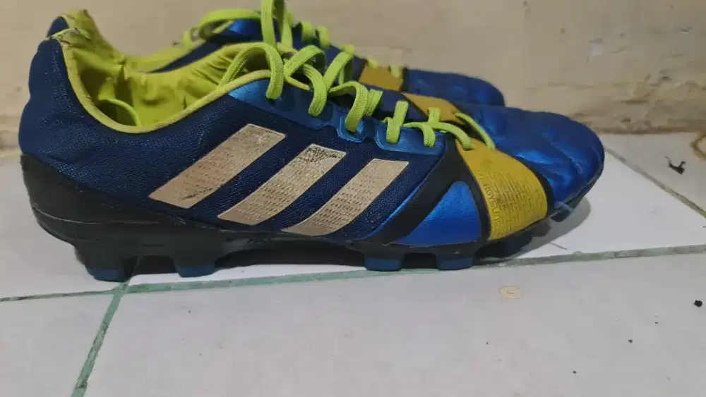 Sepatu bola Adidas Nitrocharge 1.0 Original