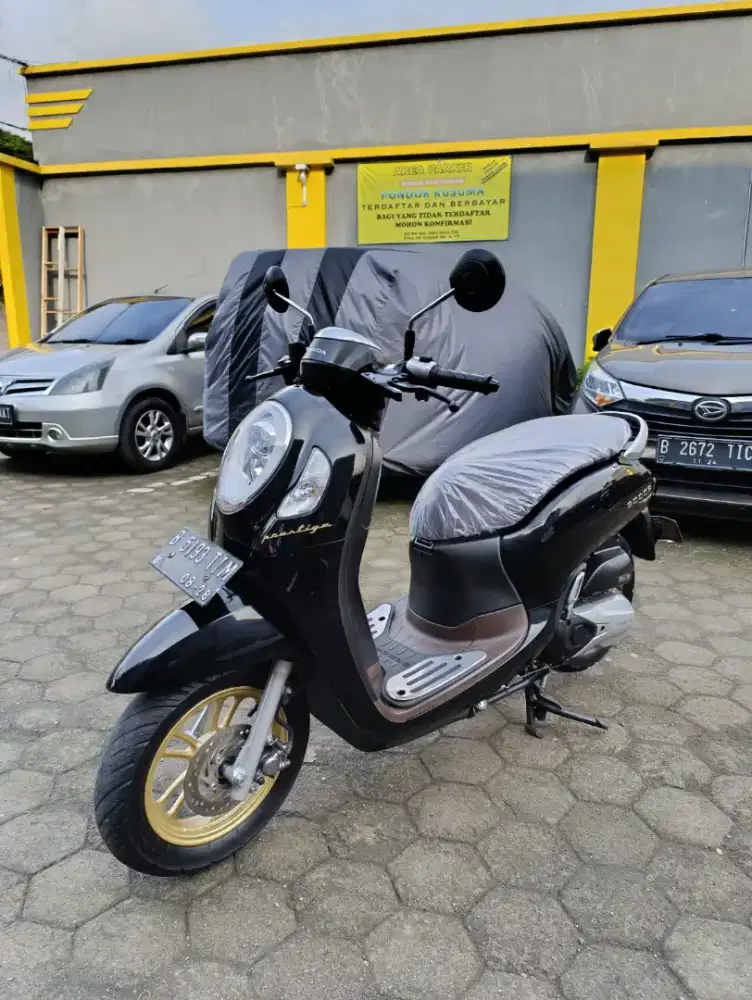 Bissmillah dijual motor Honda Scoopy prestige 2021