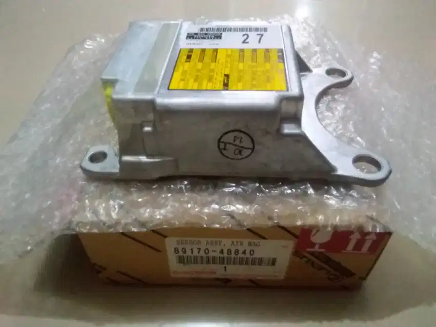 Komputer Air bag / Modul srs airbag Toyota Harrier Gen 3 (2013 - 2020)